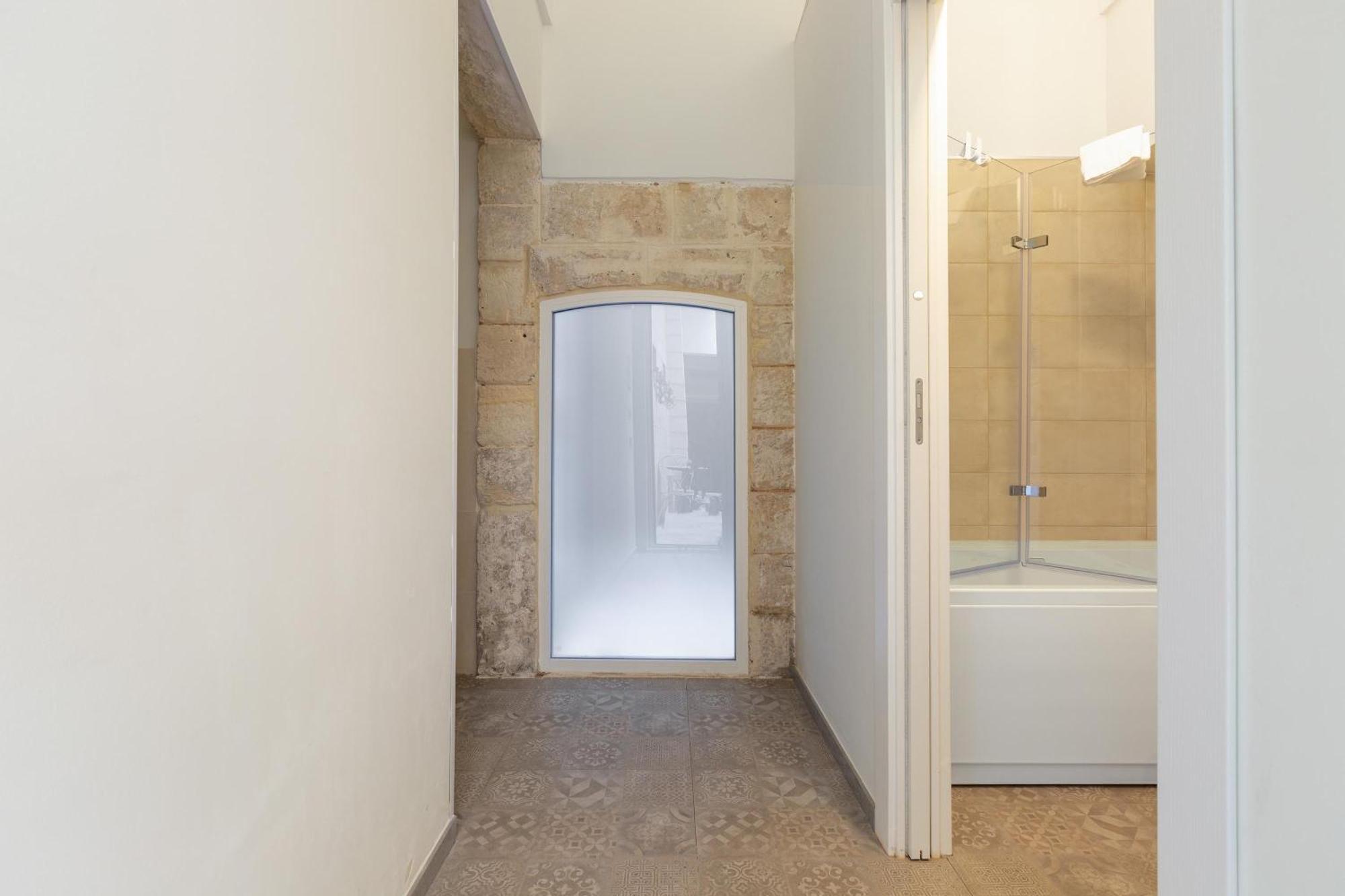 Liberty Barocco Hotel Lecce Ngoại thất bức ảnh